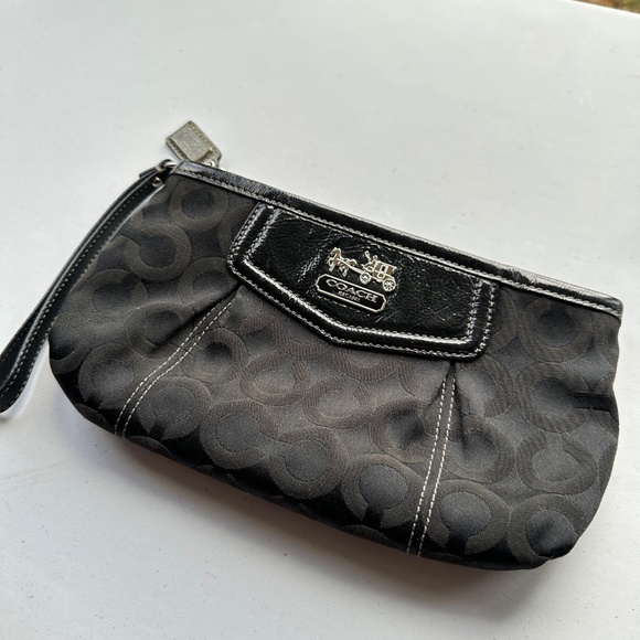 Coach Black Signature Wristlet Clutch - Picture 5 of 8